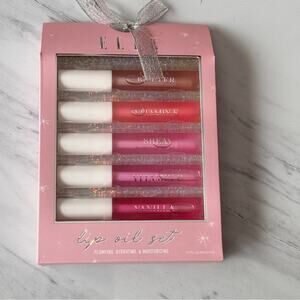 ELLE Makeup Beauty Accessories Five Piece Tinted Lip Hydrating Lip Oil Set  New